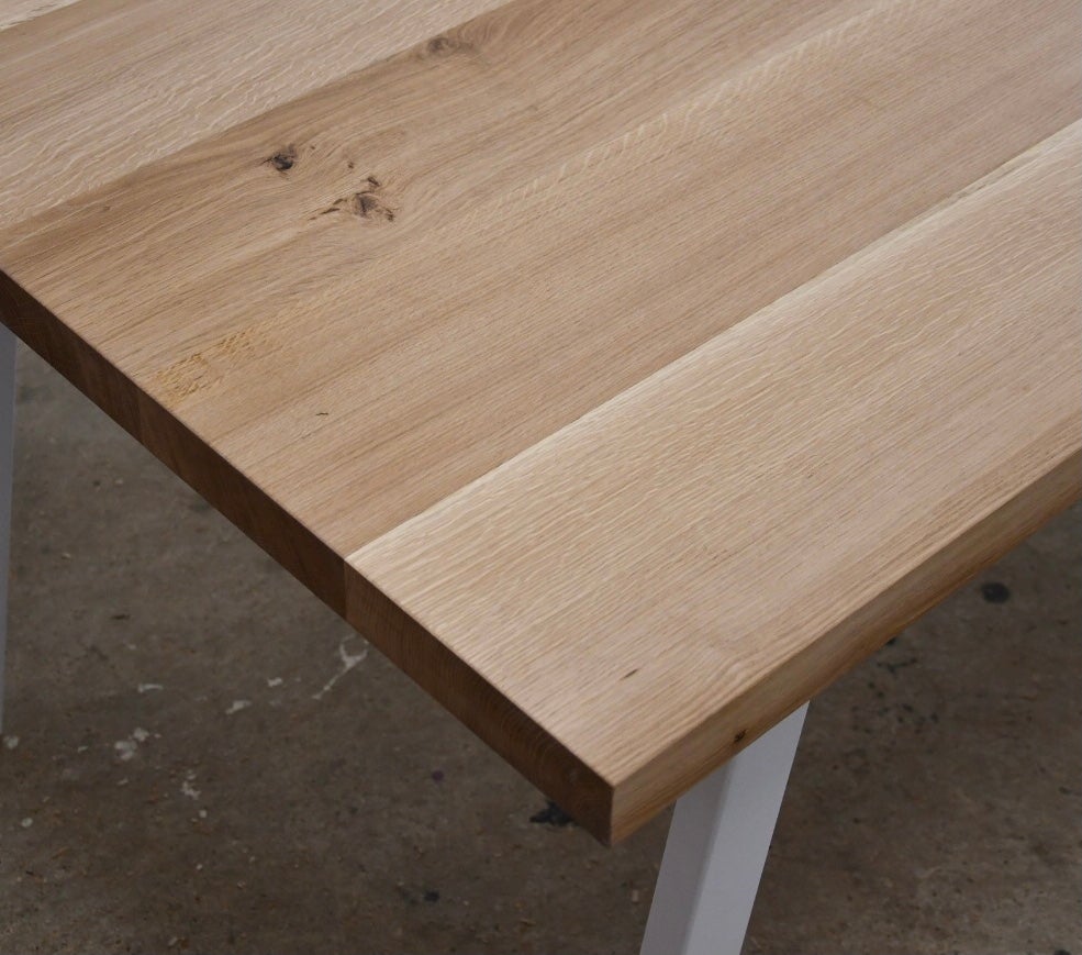 Oak top 2 cm thick - Broken edges - Varnish (tables and desks) 